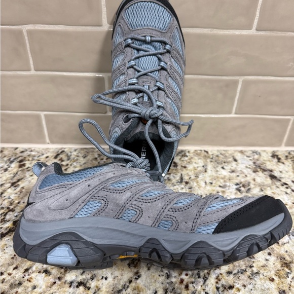 Merrell Moab 3 Woman’s Hiking Shoes NWOT/BOX - Picture 4 of 8